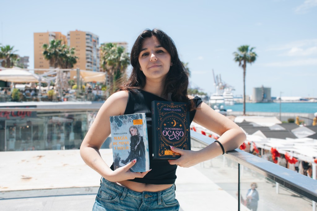 Nerea Llanes, la autora que transforma emociones en mundos mágicos, firma en&nbsp;Málaga